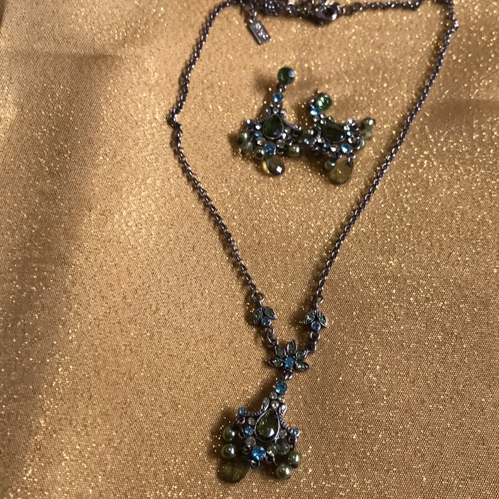 Beautiful necklace with earrings
